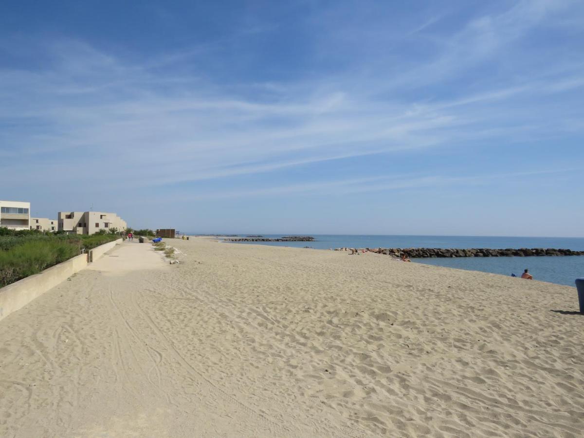 Ground Floor Studio With Access To Beach And Pool Le Barcares Exterior photo